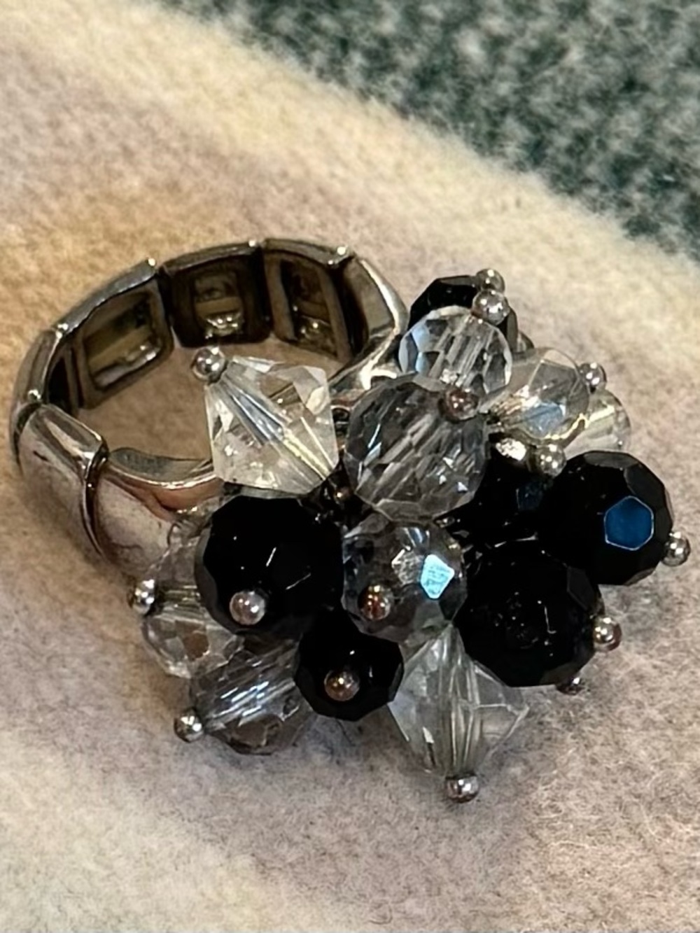 Crystal Cluster Stretch Ring in Black, Smoky Grey and Clear